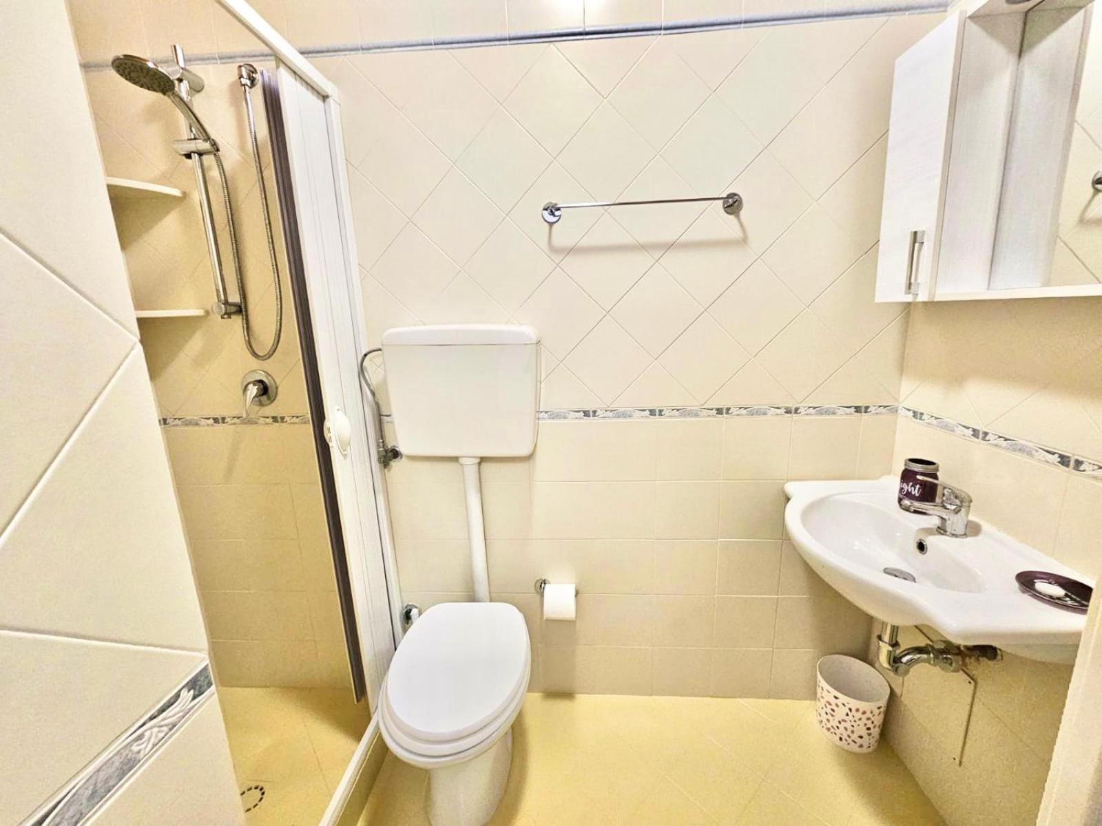 Carrettieri 9 Apartment チェファル エクステリア 写真